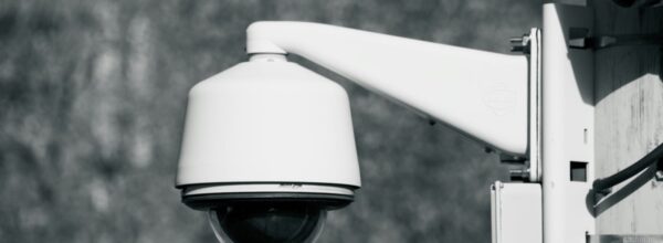 Tökéletes otthonvédelem? Ezt tudja a 360 fokos kültéri kamera wifi kamera!